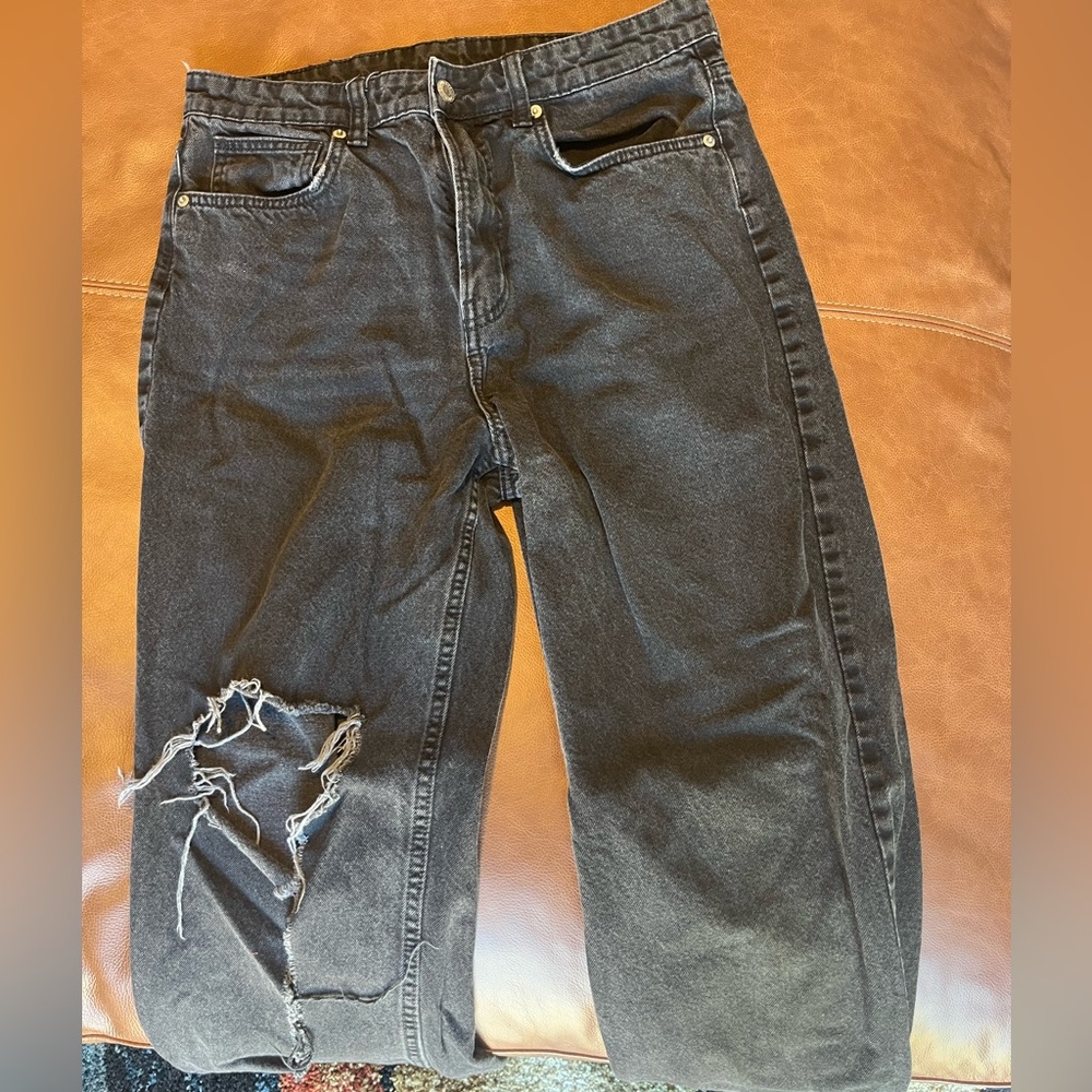 H&M Black Distressed Jeans